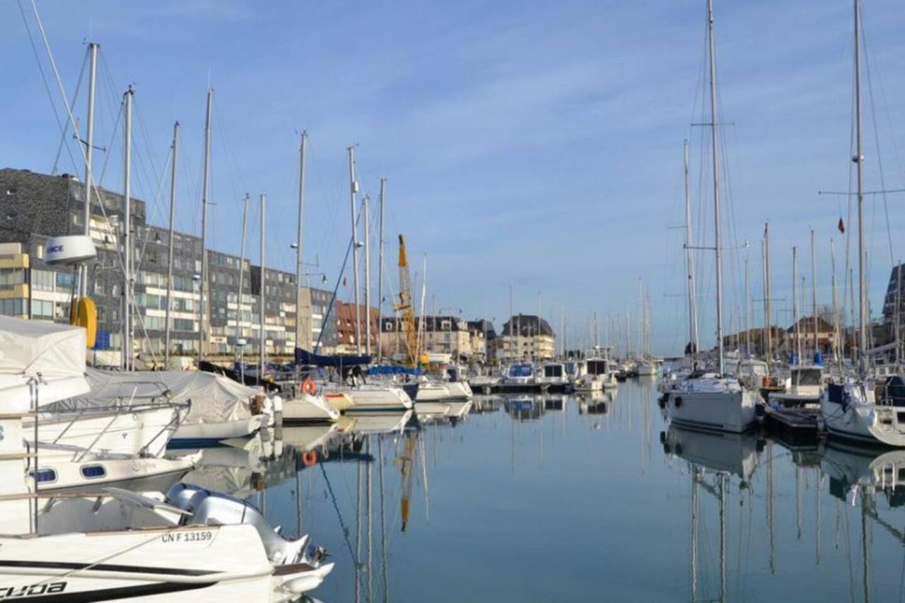 La Tete Dans Les Nuages, Les Pieds Dans L'Eau Apartment Courseulles-sur-Mer Exterior foto