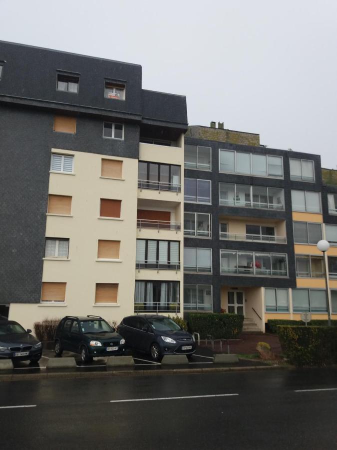 La Tete Dans Les Nuages, Les Pieds Dans L'Eau Apartment Courseulles-sur-Mer Exterior foto